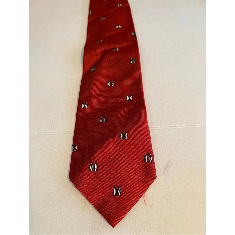 Banana Republic Mens Red Silk Necktie Penguin Animal Print Embroidered Turkey